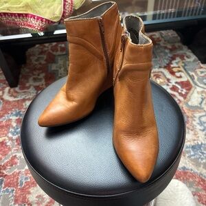 Seychelles Cognac Leather Ankle Booties